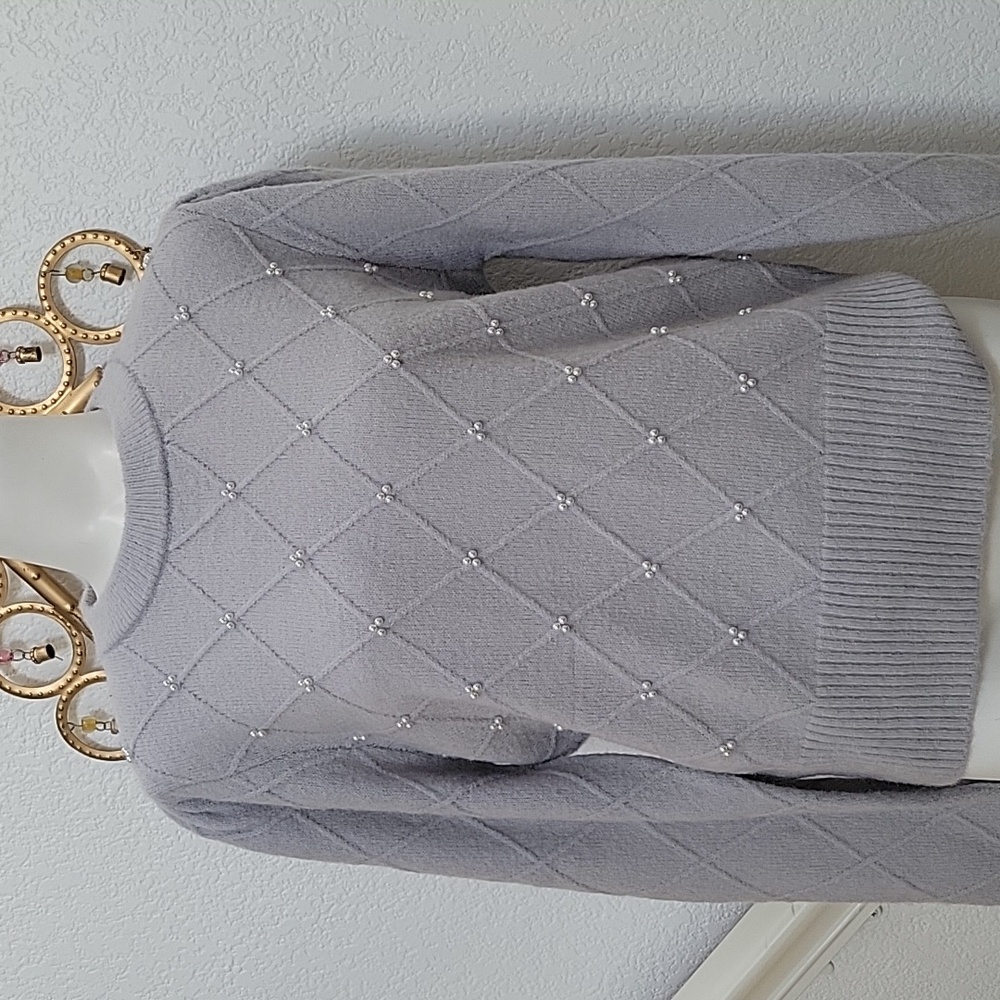 ASTR The Label Gray Crew Neck Pearl Accent Sweater